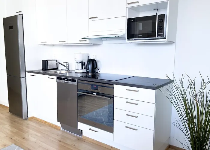 Aseman Portti - Stunning 1br 10th Floor شقة